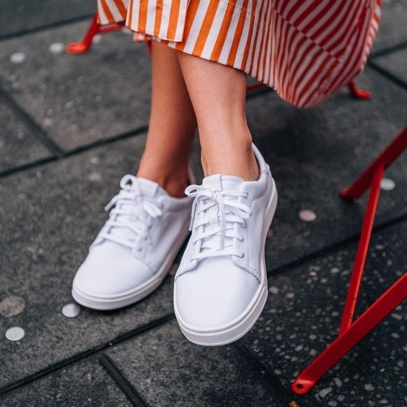 OluKai Shoes - Olukai Pehuea Lī ‘Ili
$120
Women’s Everyday Leather Sneakers